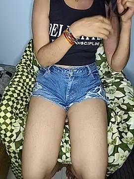 Snapshot of Laila_Pahadi chatting on 09.10.25 Laila Pahadi online show from 09.10.25