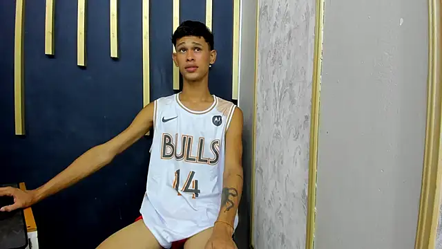 Snapshot of Just_D4v7 chatting on 09.24.25 Just D4v7 online show from 09.24.25