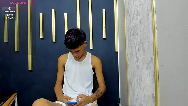 Snapshot of Just_D4v7 chatting on 09.29.25 Just D4v7 online show from 09.29.25