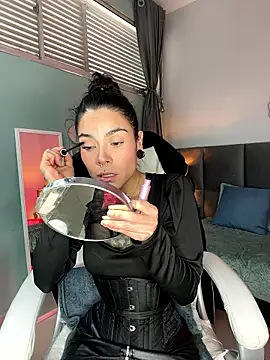 Esmeralda CO online show from 01.06.26