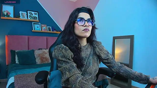 Snapshot of Esmeralda_CO chatting on 02.07.26 Esmeralda CO online show from 02.07.26