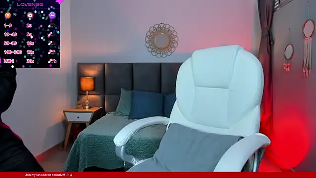 Snapshot of Esmeralda_CO chatting on 02.13.26 Esmeralda CO online show from 02.13.26