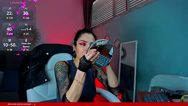 Snapshot of Esmeralda_CO chatting on 02.24.26 Esmeralda CO online show from 02.24.26