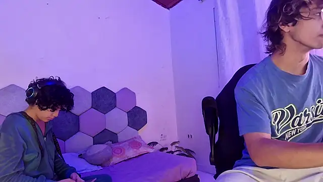 2006 tgn online show from 11.15.25