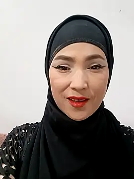 Snapshot of jamila_zair chatting on 04.02.26 jamila zair online show from 04.02.26