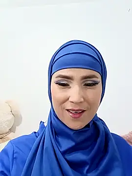 Snapshot of jamila_zair chatting on 05.08.26 jamila zair online show from 05.08.26