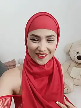Snapshot of jamila_zair chatting on 07.27.26 jamila zair online show from 07.27.26