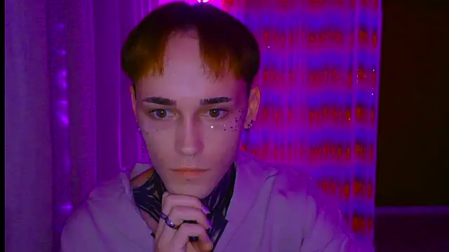 Snapshot of _chicolindo_ chatting on 10.25.25  chicolindo  online show from 10.25.25