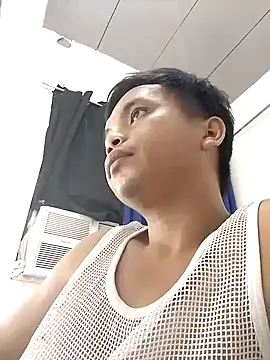 Snapshot of XExtraServiceManX chatting on 10.20.25 XExtraServiceManX online show from 10.20.25