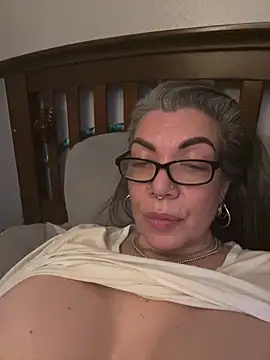 dieseldame1313 online show from 01.20.25