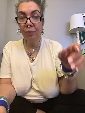 dieseldame1313 online show from 01.22.25