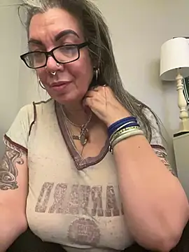 dieseldame1313 online show from 01.26.25