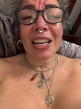 dieseldame1313 online show from 02.05.25