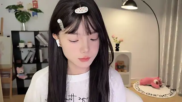 Momo-xx online show from 09.24.25