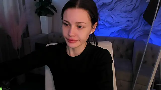 Aria Mila online show from 04.16.26