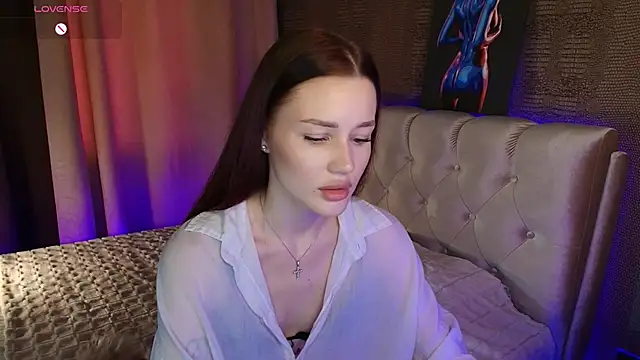 Snapshot of Aria_Mila chatting on 06.12.26 Aria Mila online show from 06.12.26