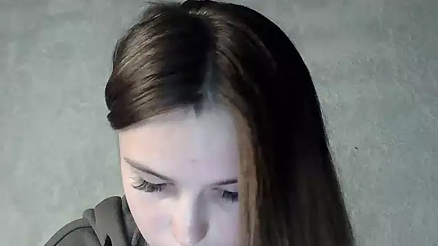 SweetLoraa online show from 10.12.25