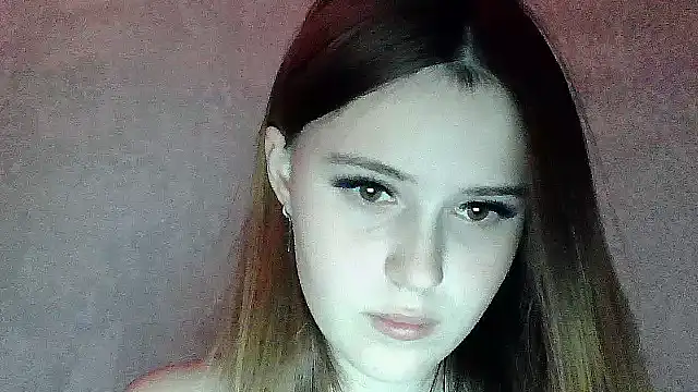 SweetLoraa online show from 11.06.25