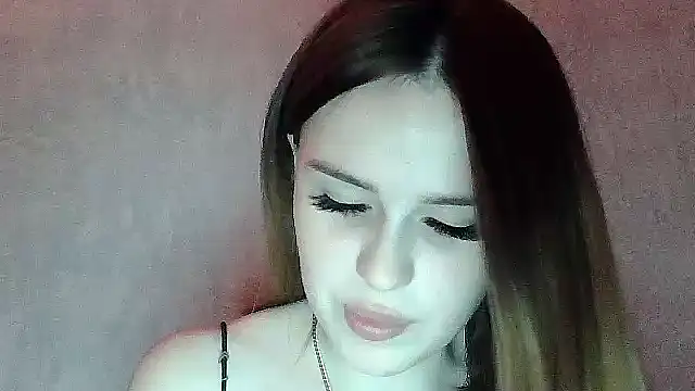 SweetLoraa online show from 11.24.25