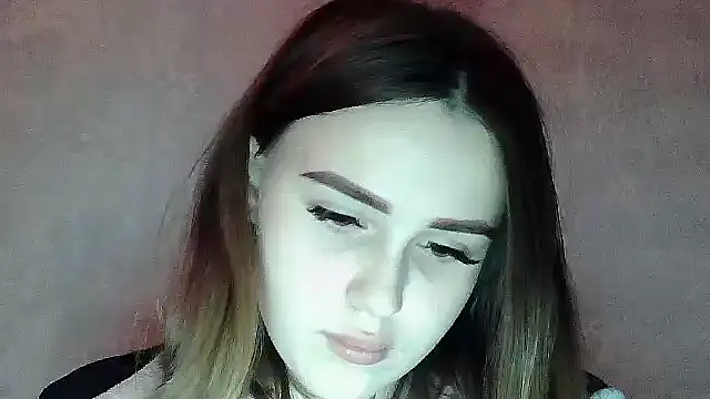 SweetLoraa online show from 12.01.25