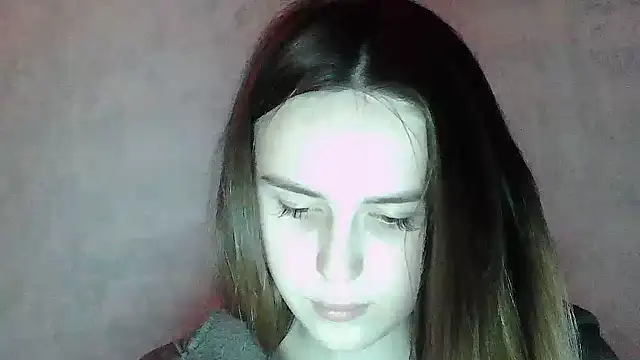 SweetLoraa online show from 04.13.26