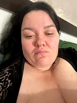 SunnyLeila2101 online show from 10.28.25