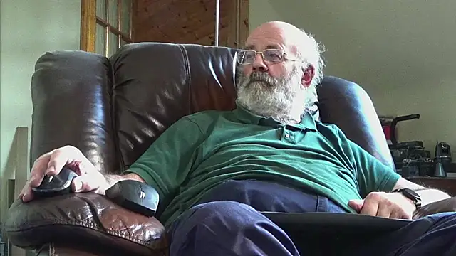 Snapshot of janzer13 chatting on 02.07.26 janzer13 online show from 02.07.26