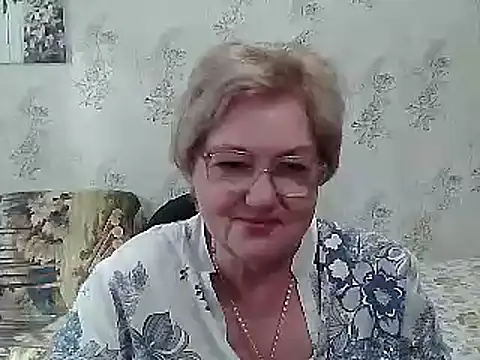 Renata62011 online show from 10.14.25