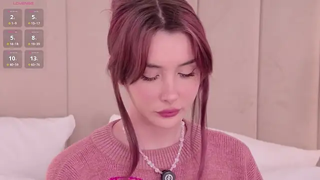 Nesolla online show from 11.18.25