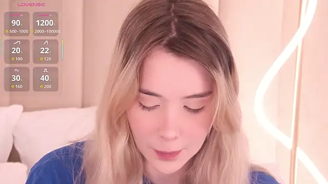 Nesolla online show from 03.03.26