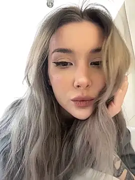 Nesolla online show from 03.31.26