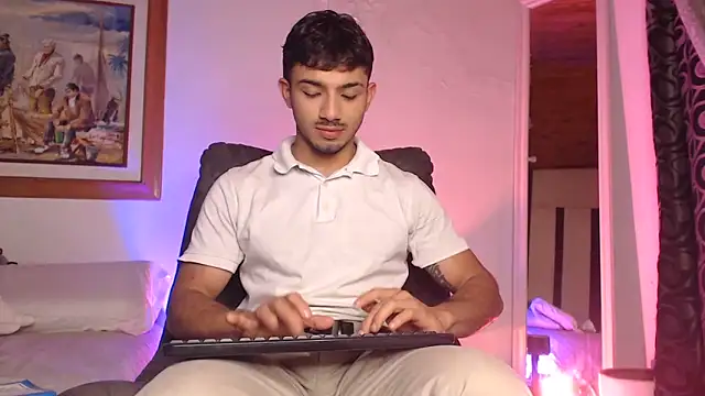 Snapshot of ArturoCardona_ chatting on 03.19.26 ArturoCardona online show from 03.19.26