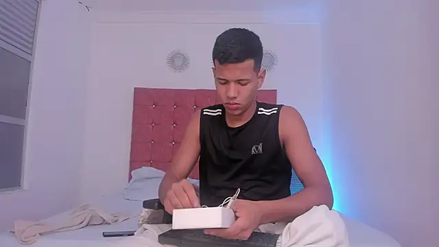 KingStark  online show from 10.08.25