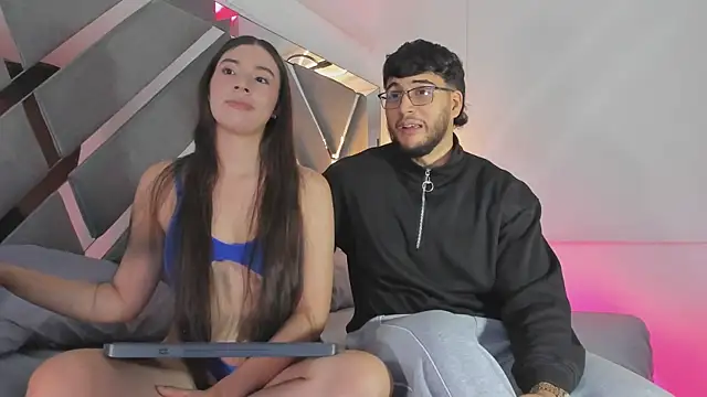 Snapshot of MikeandLucy chatting on 09.18.25 MikeandLucy online show from 09.18.25