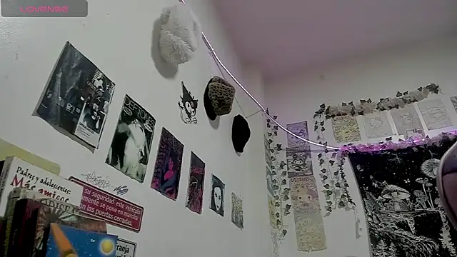 Snapshot of GothKitten666 chatting on 06.19.26 GothKitten666 online show from 06.19.26