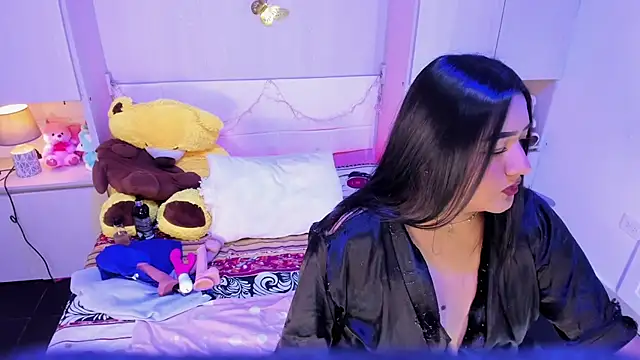 LilyWhitney online show from 03.22.26