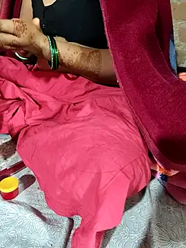 POOJACOUPLE online show from 01.13.26