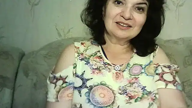 Snapshot of LedyNika chatting on 07.05.26 LedyNika online show from 07.05.26