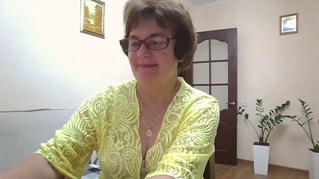 Snapshot of Galina56301 chatting on 09.12.25 Galina56301 online show from 09.12.25