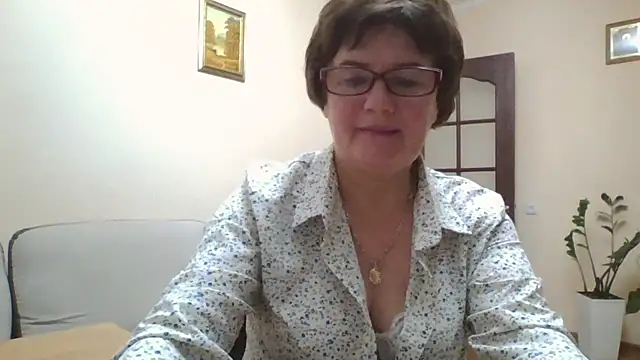 Snapshot of Galina56301 chatting on 10.07.25 Galina56301 online show from 10.07.25