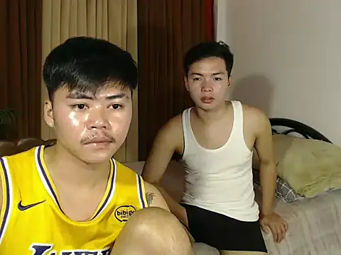 hot emman online show from 03.31.26