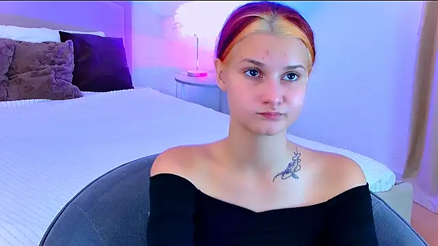 NightOpal online show from 10.12.25