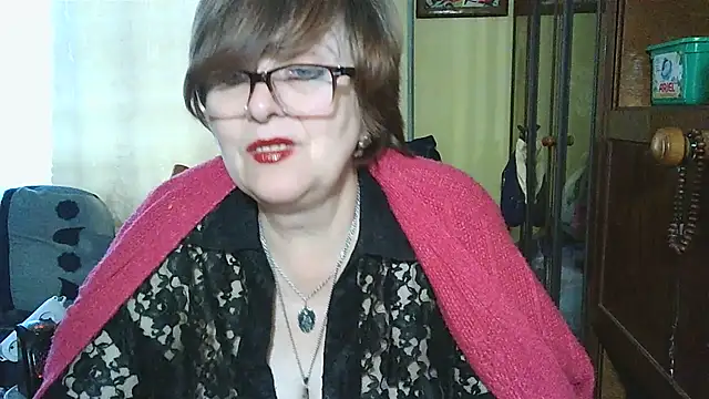 VeronicaGold511 online show from 10.22.25