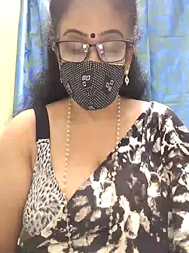 sweet-lotus online show from 10.28.25