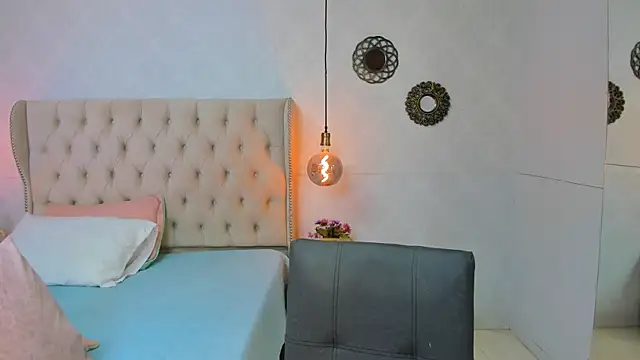 Tatihornyy online show from 10.25.25