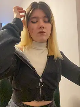 Cherry   Blossom online show from 04.16.26