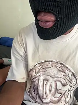 Snapshot of fuckboydud chatting on 05.13.26 fuckboydud online show from 05.13.26