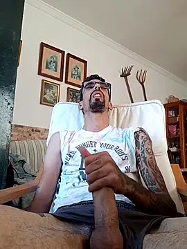 Ju4nyros4 online show from 09.10.25