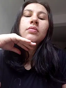 victoriadaniela online show from 03.13.26