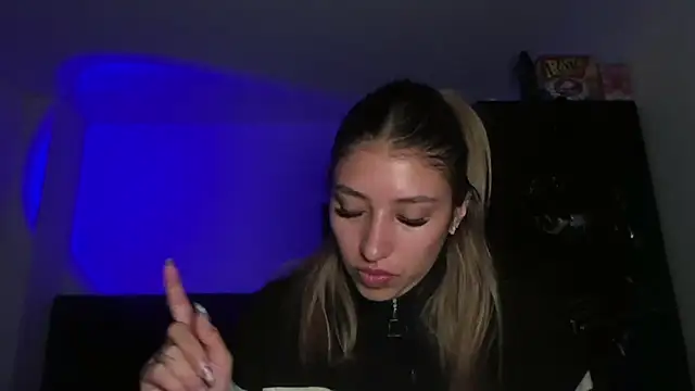 AriaBliss- online show from 01.10.26